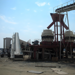 圓錐式破碎機(jī)工作原理