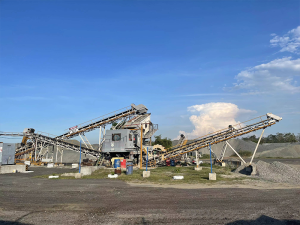 處理時(shí)產(chǎn)80噸的鵝卵石制砂機(jī)價(jià)格是多少？